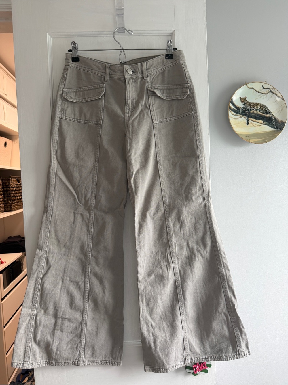 H&M Wide Leg Flare Jeans in Light Taupe